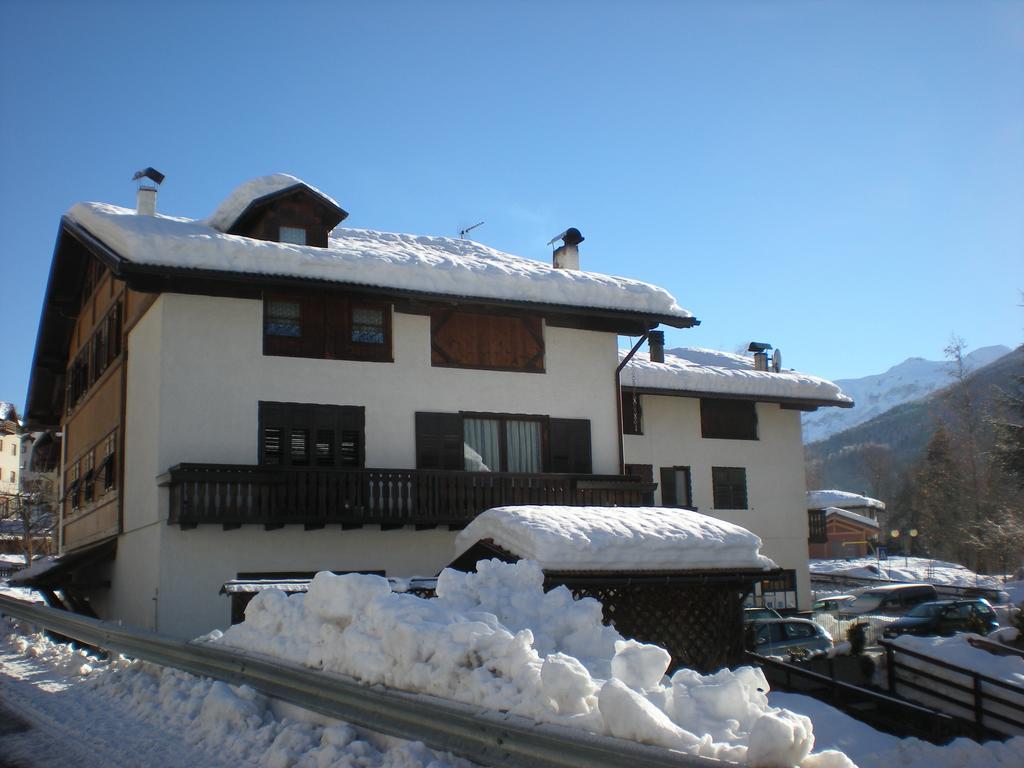 Casa Martini Apartment Mezzana  Exterior photo